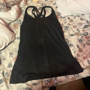 Workout tank top with build in bra